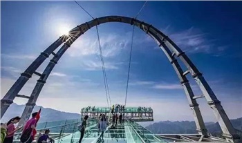 國(guó)際和平城—芷江、懷化大峽谷負(fù)離子洗肺體驗(yàn)二日游