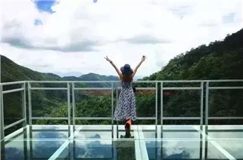 國(guó)際和平城—芷江、懷化大峽谷負(fù)離子洗肺體驗(yàn)二日游